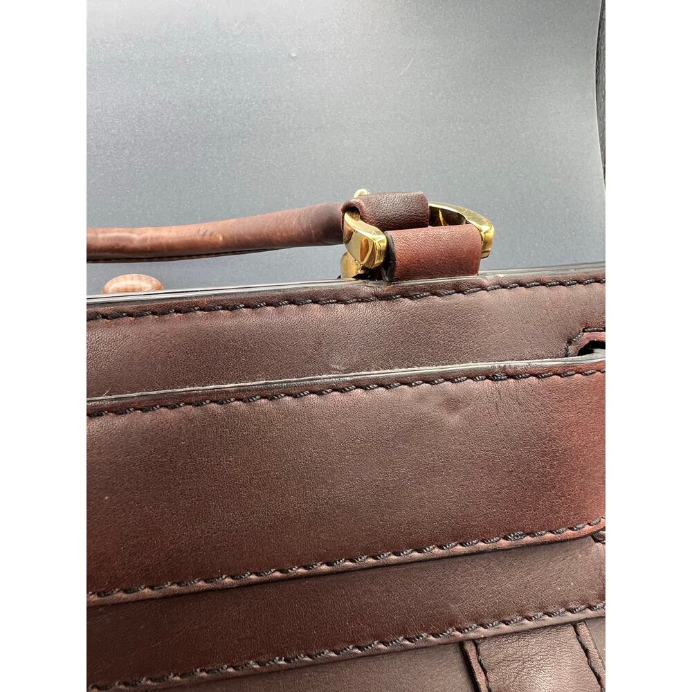 LOEWE Turnlock, Stunning Handbag - Picture 10 of 16